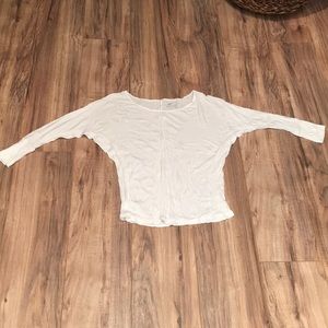 White 3/4 sleeve tee